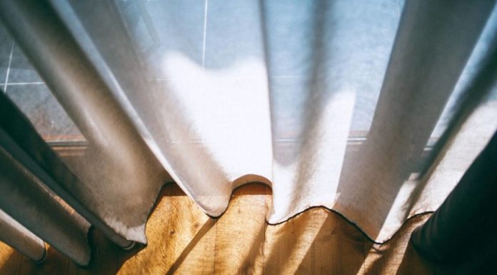 Meleg a lábunk alatt: Bemutatjuk az elektromos padlófűtés előnyeit futes-fuggony