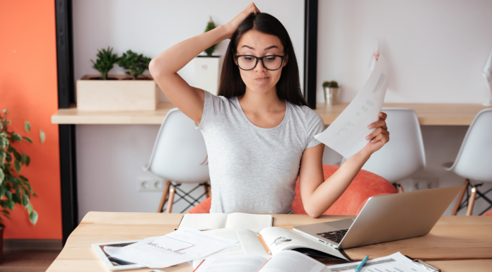 Milyen széfet válasszunk otthonunkba? töprengés az irodában