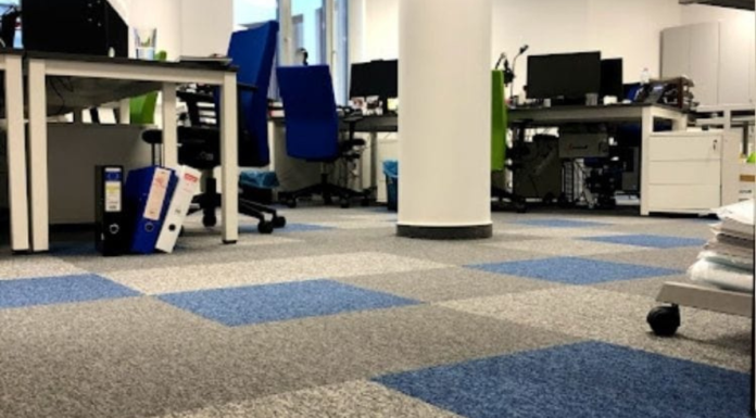 Milyen melegburkolat illik egy modern irodába? milyenmelegburkolatillikegymodernirodaba