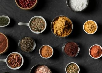 Fűszerezés mesterfokon: avagy hogyan lesz a legegyszerűbb ételből is ízorgia? Fűszerek