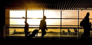 Így kerülheted el a reptéri stresszt: bölcs tervezés a parkolásban parkoló