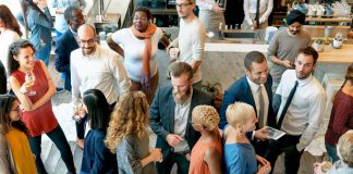 A tökéletes céges buli: hogyan tegyük emlékezetessé a rendezvényt?