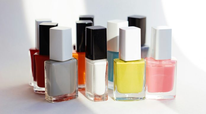 Új lehetőségek várnak: friss képzések több területen körömlakk